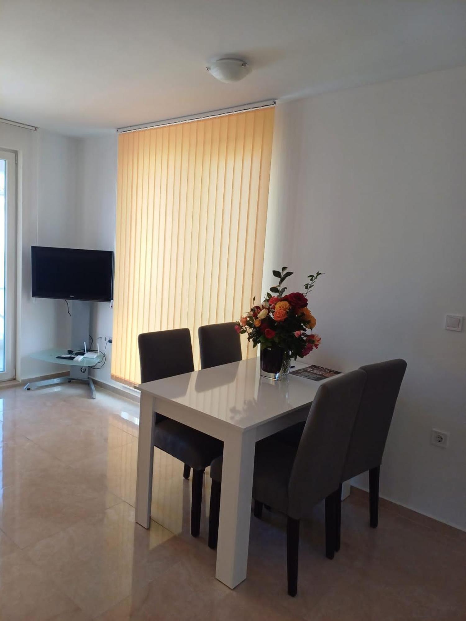 Sapphire Apartment Созопол Екстериор снимка